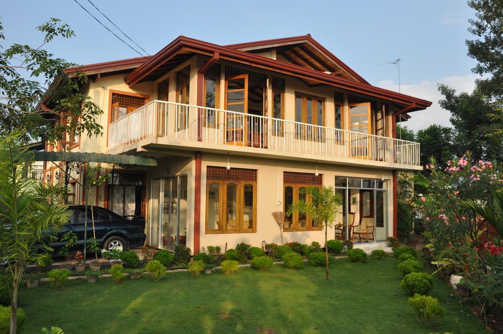 גמפהה Colombo Airport Homestay מראה חיצוני תמונה